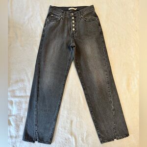 Women’s Levi’s Jeans